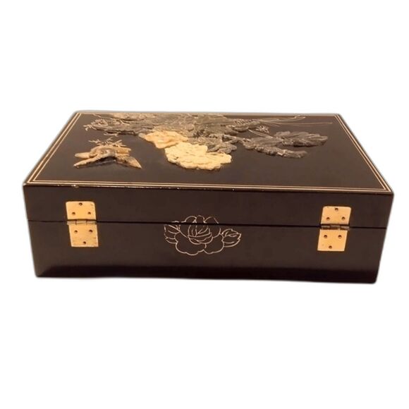 Vintage Asian Laquer Ware Carved Stone Jewelry Box - Picture 5 of 10